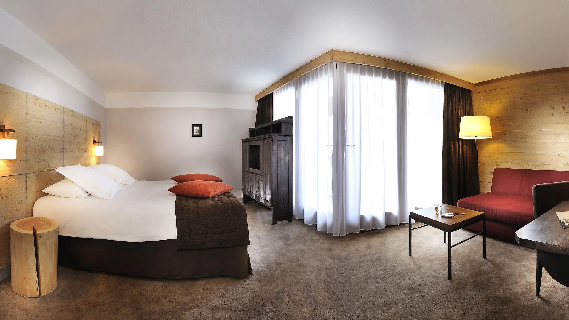 **** Отель Experimental Chalet Val D'Isere Франция