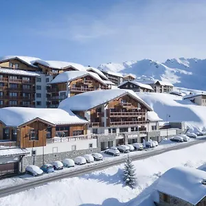 Ily & La Rosiere Hotel